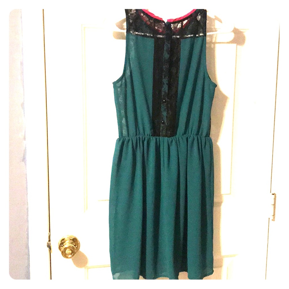 Green “CHLOE K” lace trimmed pink dress